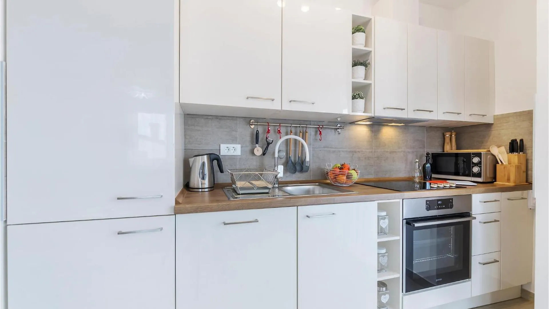 1 Bedroom Amazing Apartment In Peroj 0*,  Chorvatsko