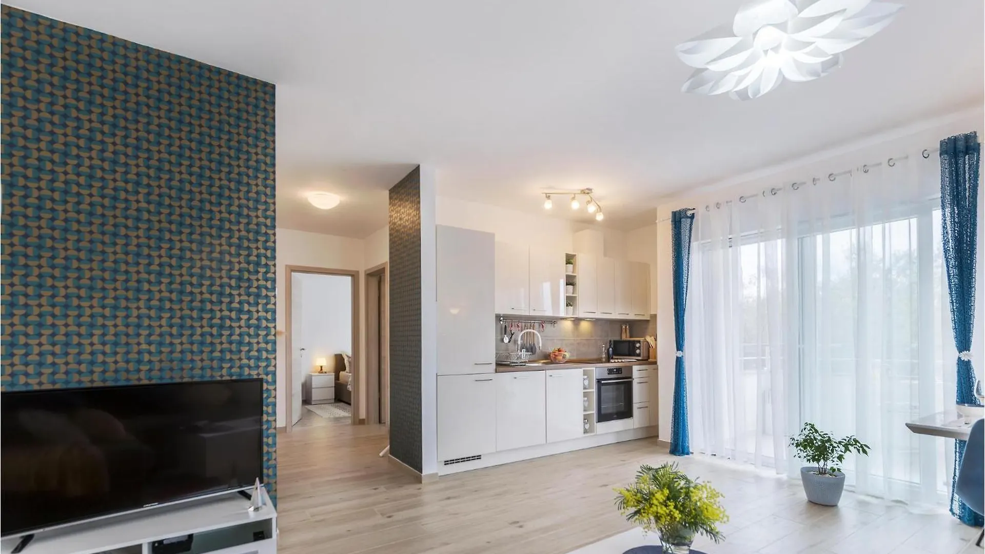 1 Bedroom Amazing Apartment In Peroj